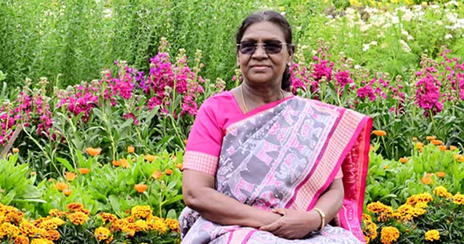 रायपुर : राष्ट्रपति भवन तक पहुँची बस्तर की गौरवगाथा, राष्ट्रपति मुर्मु करेंगी बस्तर पंडुम-2026 के विजेताओं का सम्मान